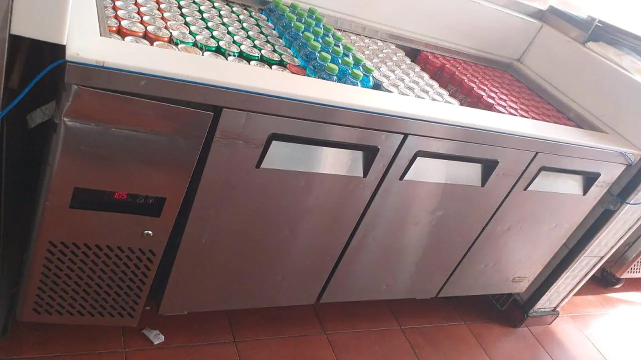 معدات مطاعم معدات مطاعم